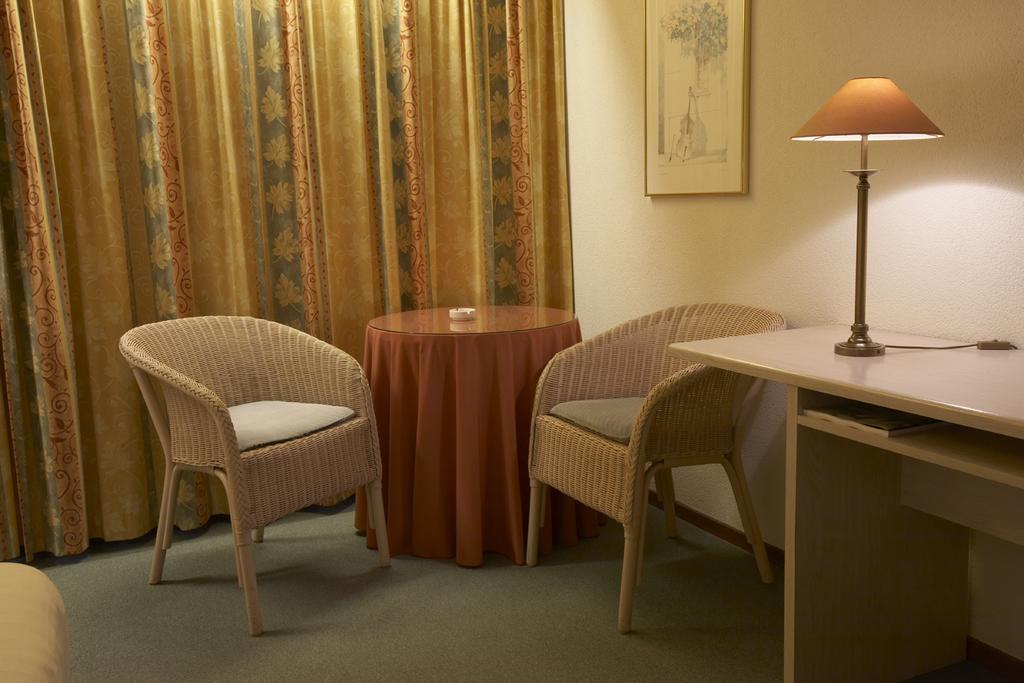 Hotel Heer Hugo Гергюґовард Номер фото